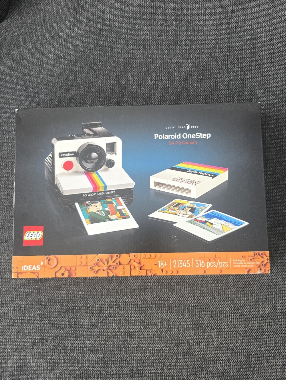LEGO Polaroid OneStep SX-70 Camera Set in White with Rainbow Stripe